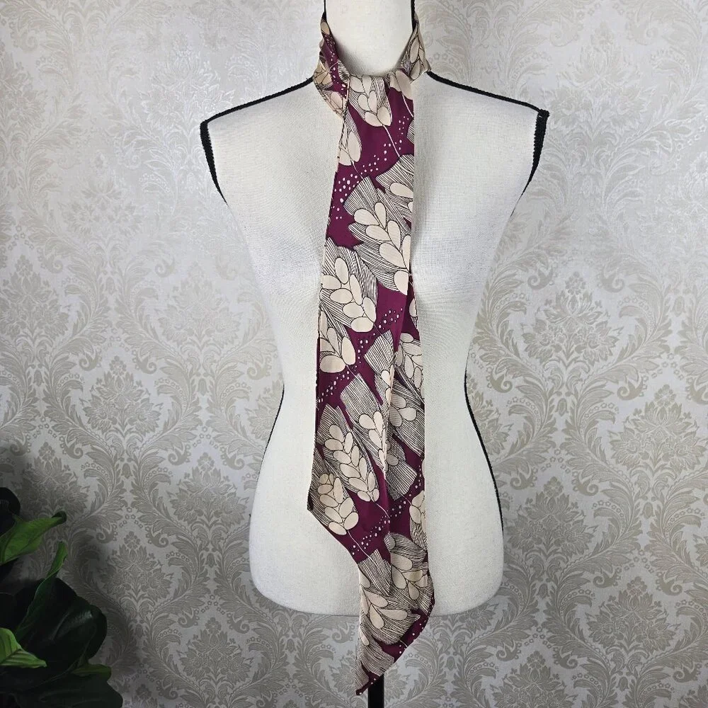 Long Narrow Scarf Purse Twilly Cream Maroon Pattern Angled Ends Neutral Gifts